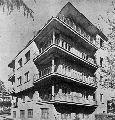 Kadıköy'de Bir Kira Evi, 1940